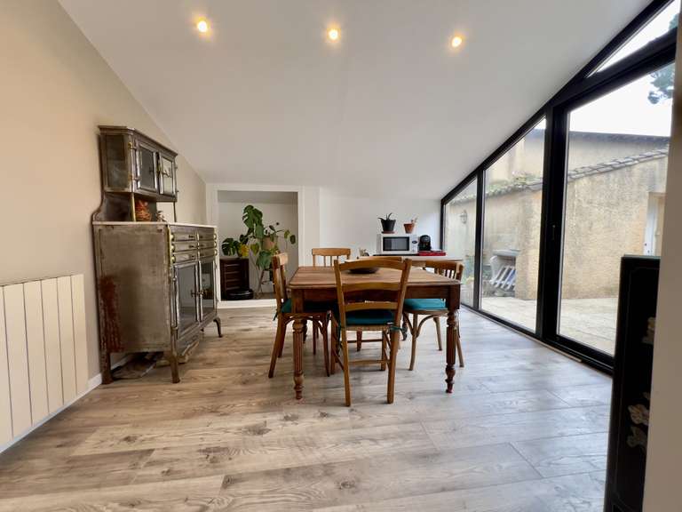 Propriété Valence - 6 chambres - 270m²