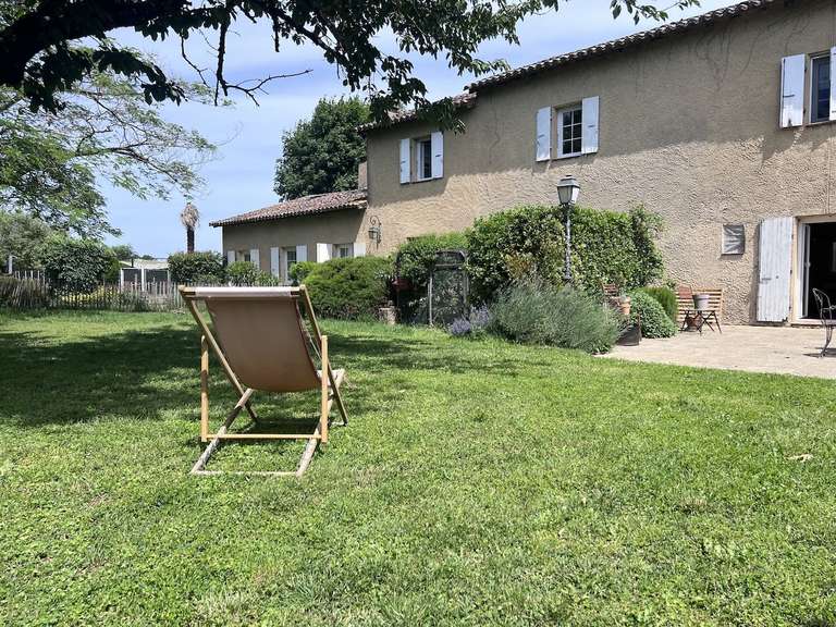 Propriété Valence - 6 chambres - 270m²