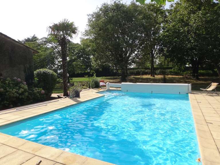 Propriété Valence - 6 chambres - 270m²