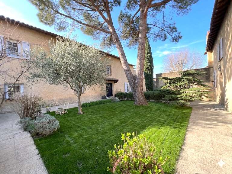 Propriété Valence - 6 chambres - 270m²