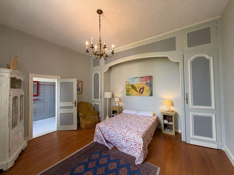Maison Valence - 4 chambres - 205m²