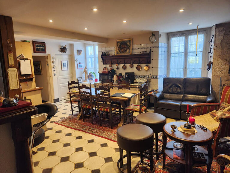Maison Valence-en-Poitou - 9 chambres - 13m²