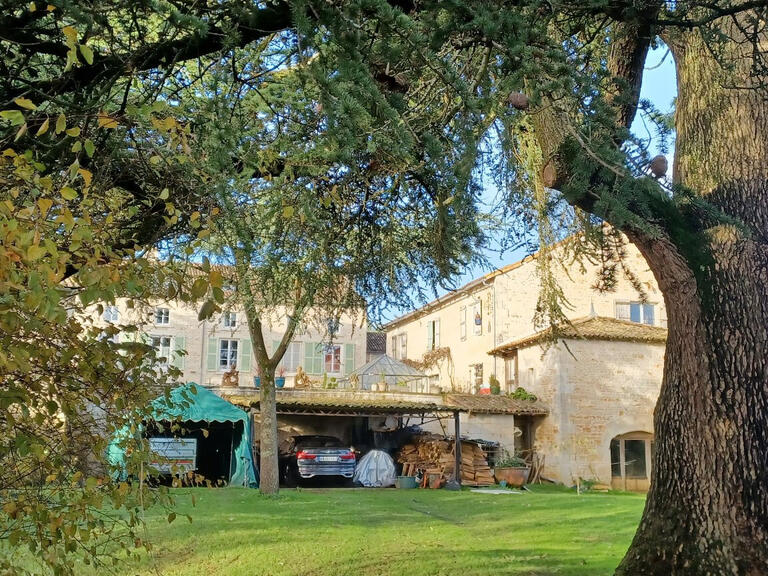 Maison Valence-en-Poitou - 9 chambres - 13m²