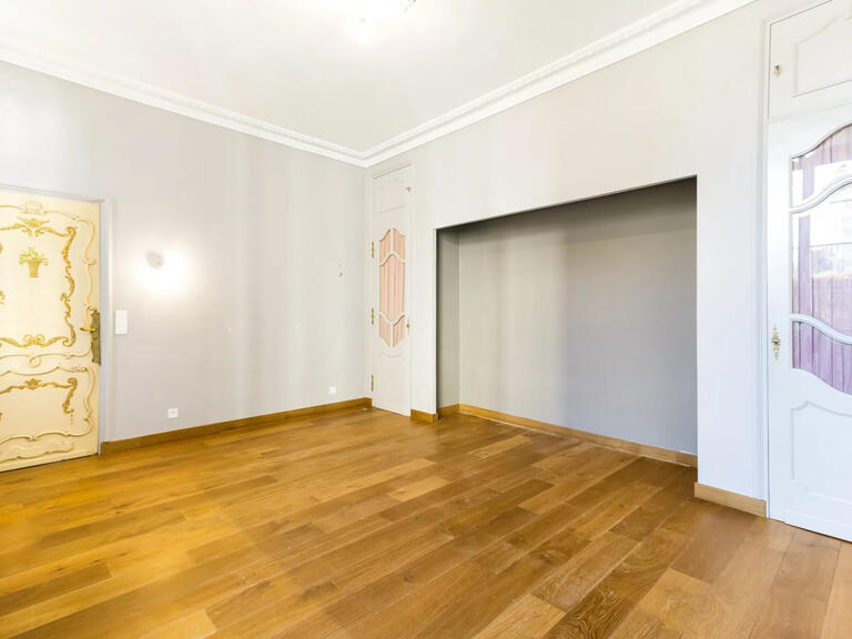 House Valence-sur-Baïse - 480m²