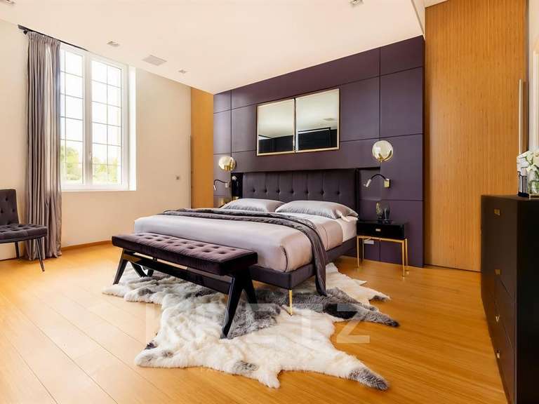 Castle Valenciennes - 6 bedrooms - 870m²