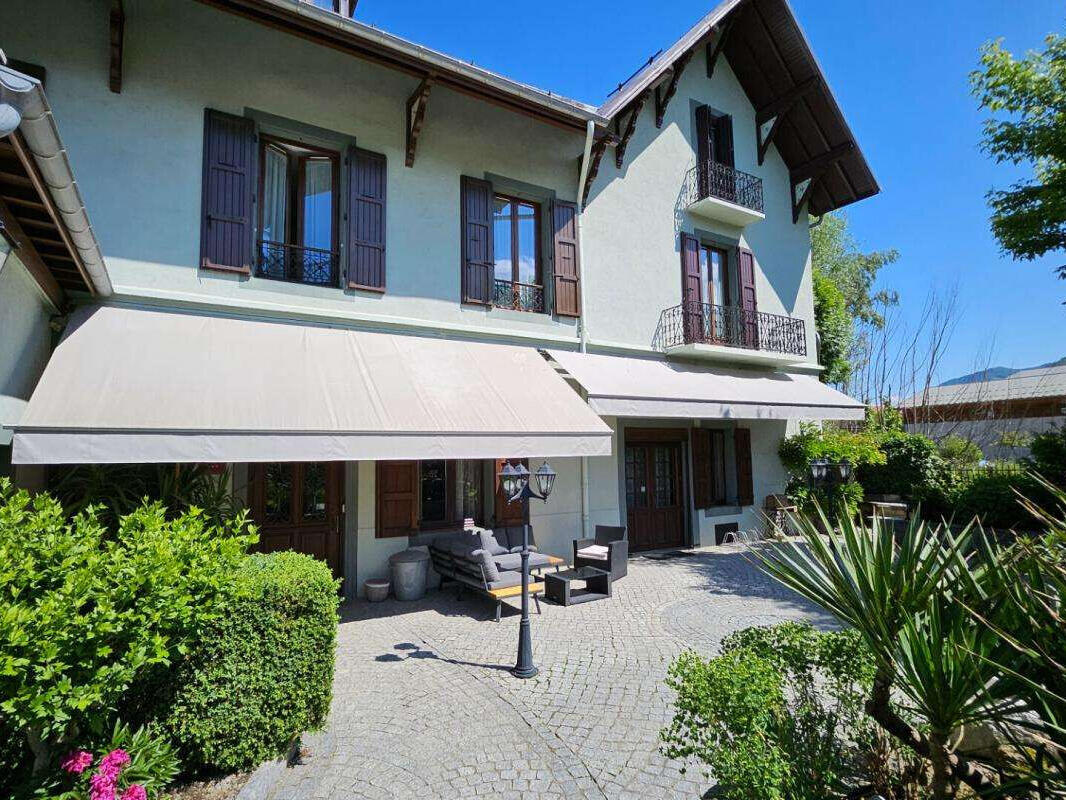 Property Valgelon-La Rochette