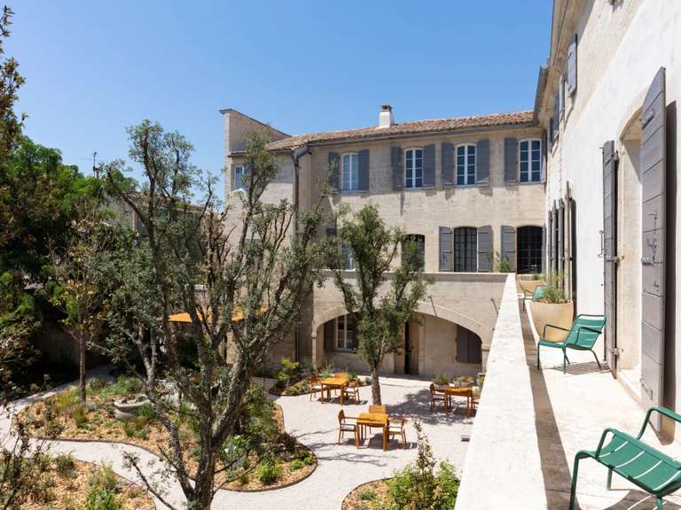 Hôtel particulier Vallabrègues - 11 chambres - 1150m²