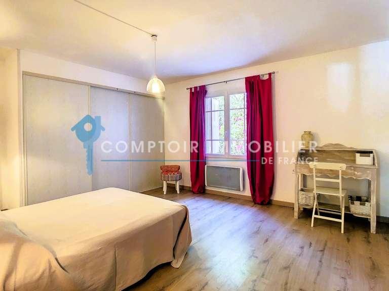 House Vallabrègues - 4 bedrooms - 170m²
