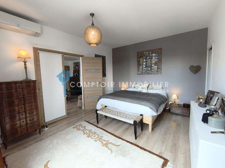 House Vallabrègues - 3 bedrooms - 170m²