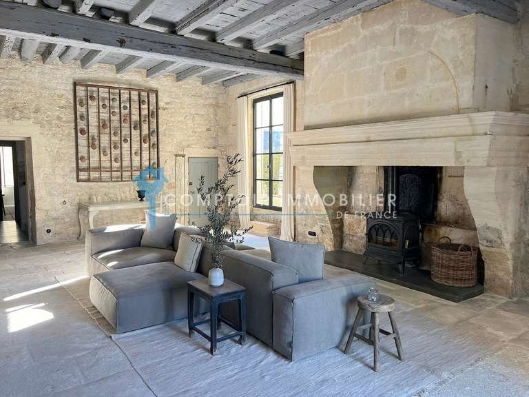 Maison Vallabrègues - 11 chambres - 1167m²