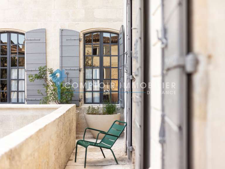 Maison Vallabrègues - 11 chambres - 1167m²