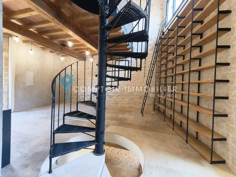 Maison Vallabrègues - 3 chambres - 190m²