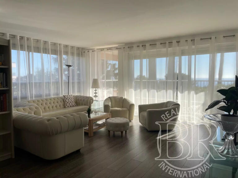 Sale Apartment with Sea view Vallauris - 3 bedrooms