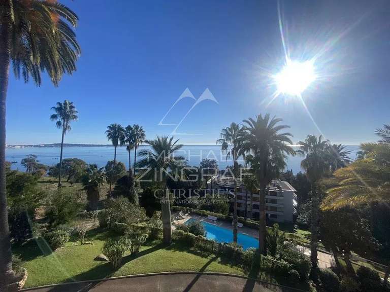 Appartement Vallauris - 2 chambres - 64m²