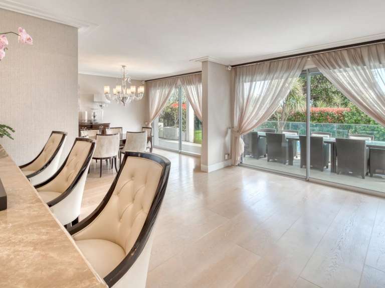 Appartement avec Vue sur mer Vallauris - 6 chambres - 555m²