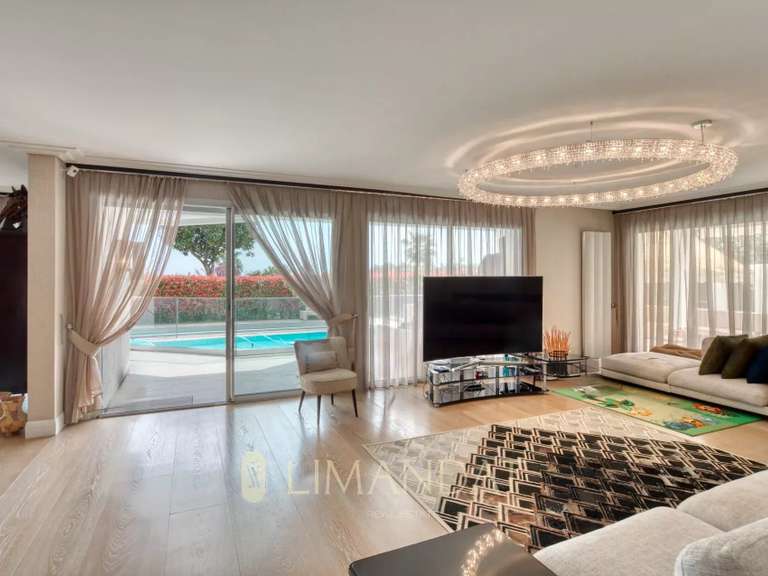 Appartement avec Vue sur mer Vallauris - 6 chambres - 555m²