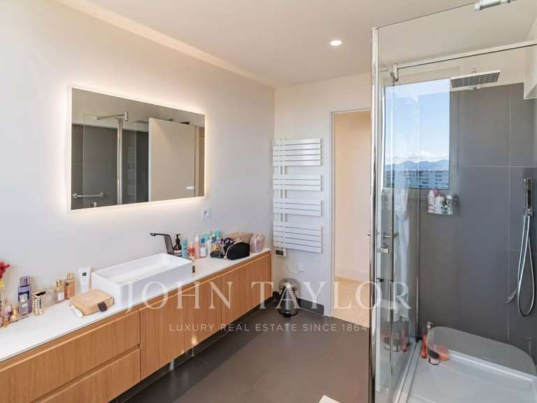 Appartement avec Vue sur mer Vallauris - 4 chambres - 147m²