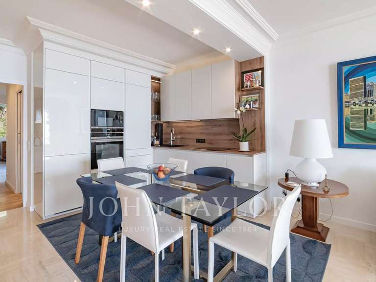 Appartement Vallauris - 2 chambres - 85m²