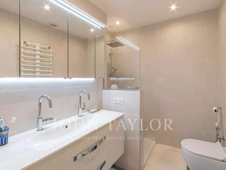 Appartement Vallauris - 2 chambres - 85m²