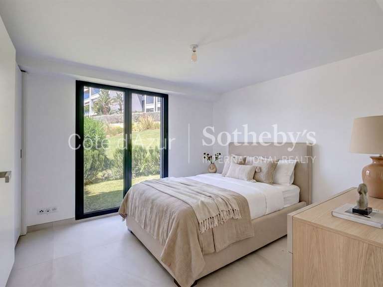 Apartment Vallauris - 2 bedrooms - 66m²