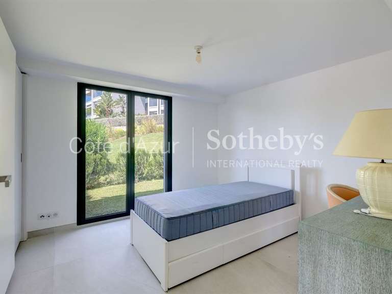 Apartment Vallauris - 2 bedrooms - 66m²