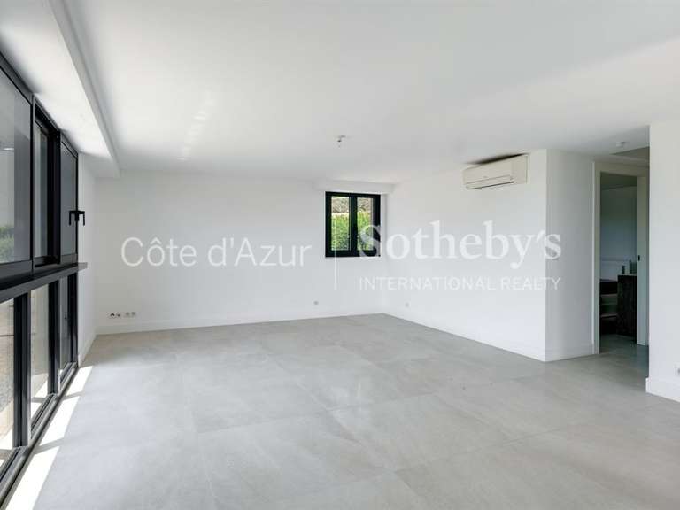 Apartment Vallauris - 2 bedrooms - 66m²