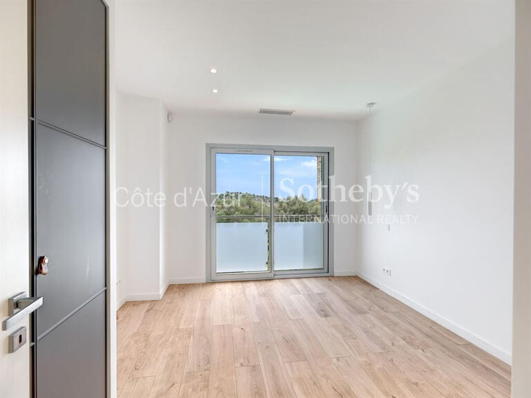 Maison Vallauris - 5 chambres - 161m²