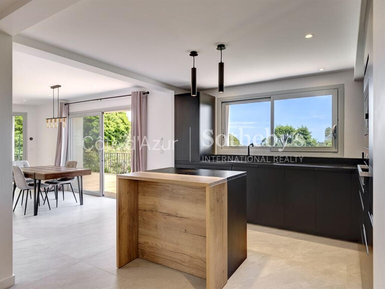 Maison Vallauris - 5 chambres - 161m²