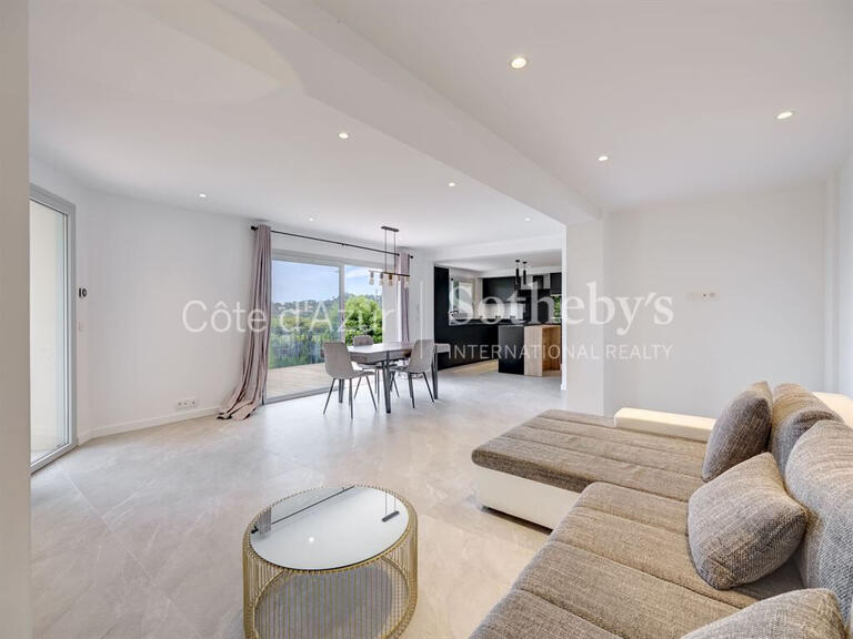Maison Vallauris - 5 chambres - 161m²
