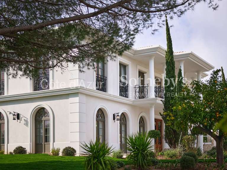 Maison Vallauris - 7 chambres - 965m²