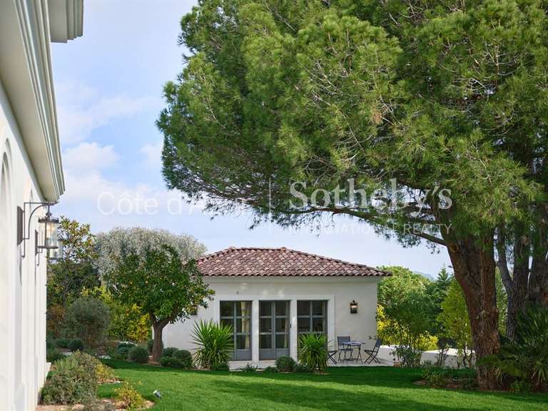 Maison Vallauris - 7 chambres - 965m²