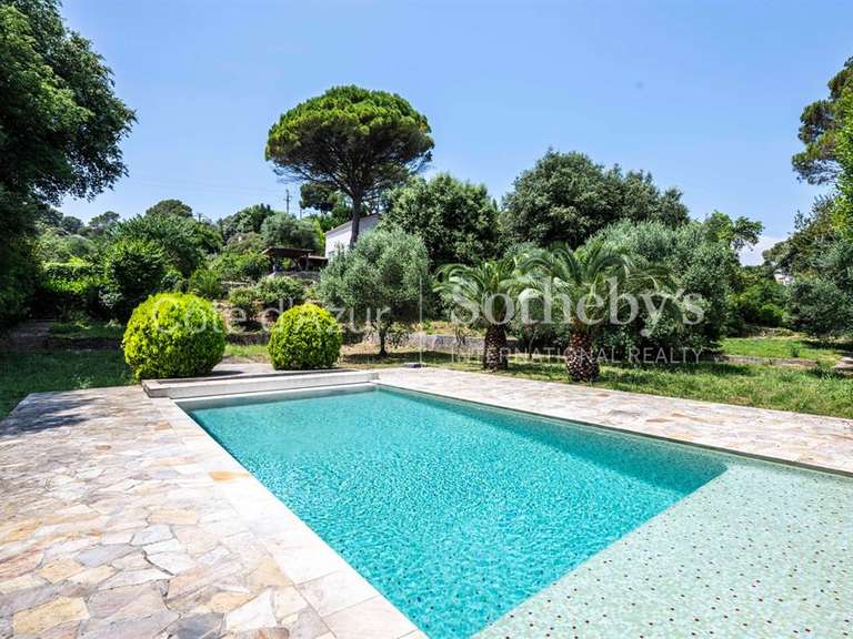 Maison Vallauris - 5 chambres - 250m²