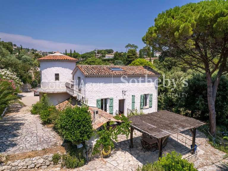 Maison Vallauris - 5 chambres - 250m²