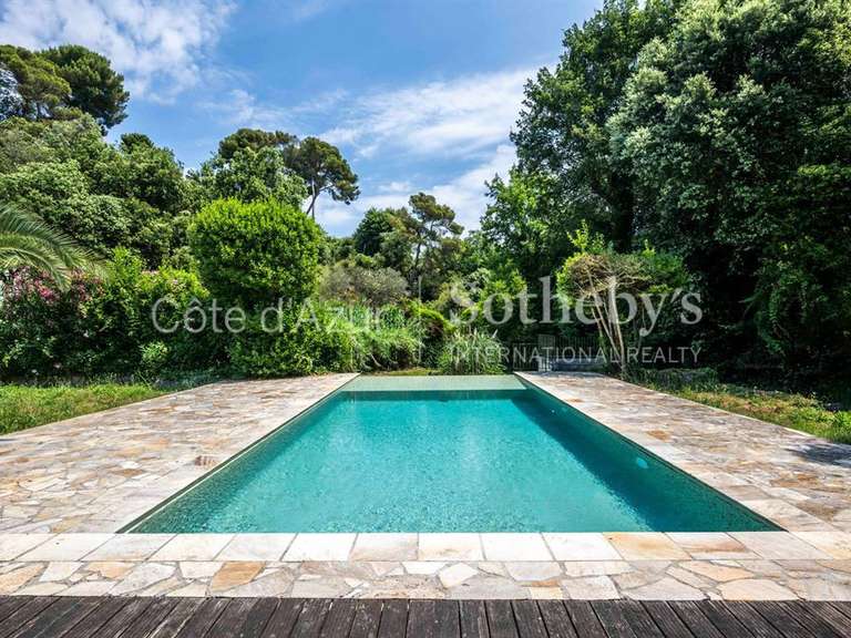 Maison Vallauris - 5 chambres - 250m²