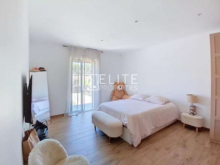 Maison Vallauris - 3 chambres - 180m²