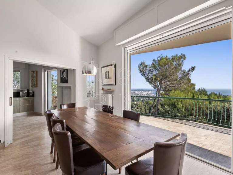 Maison Vallauris - 220m²