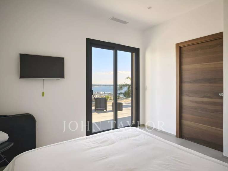 Maison Vallauris - 5 chambres - 309m²