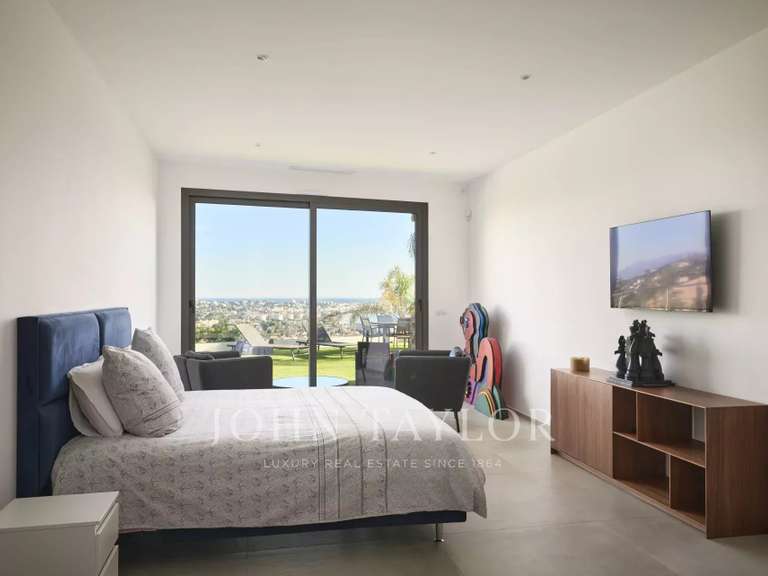 Maison Vallauris - 5 chambres - 309m²