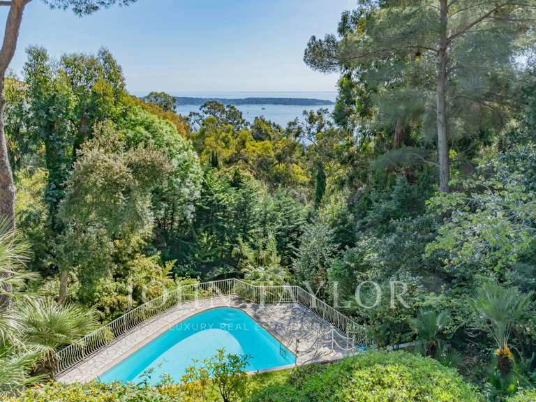 Maison Vallauris - 4 chambres - 200m²