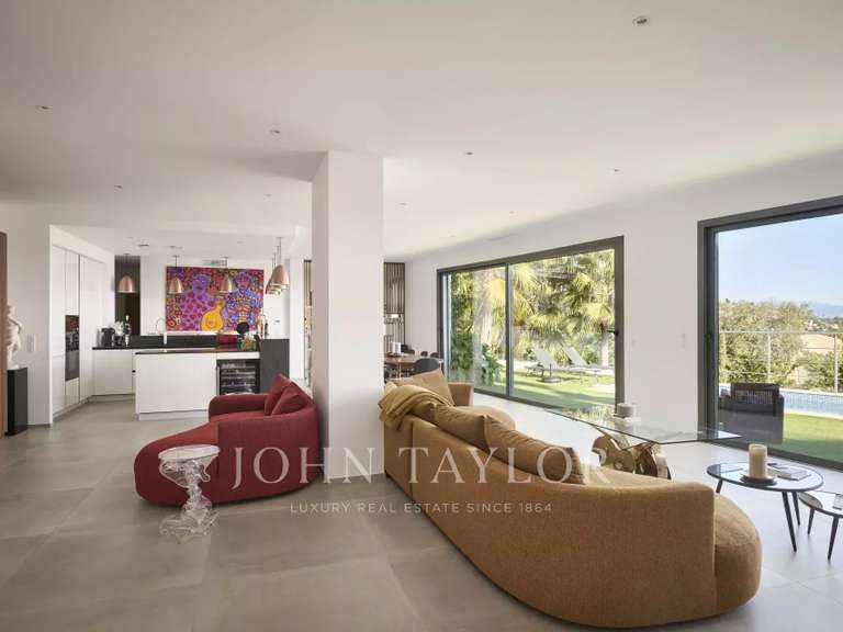 Maison Vallauris - 5 chambres - 309m²