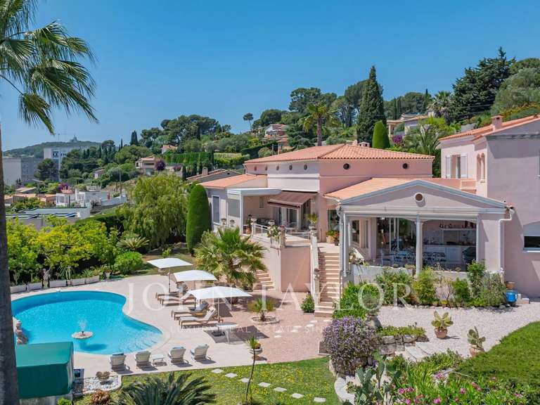 Maison Vallauris - 4 chambres - 427m²