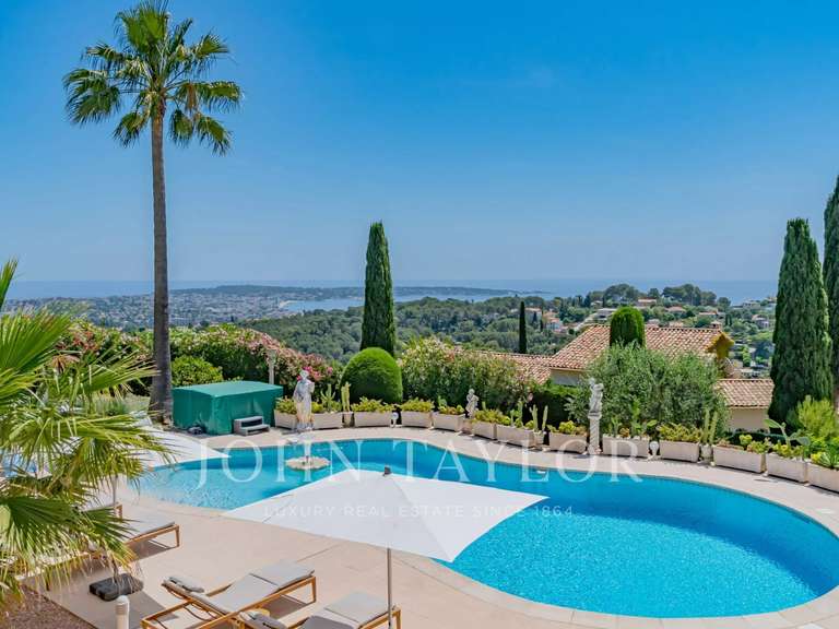 Maison Vallauris - 4 chambres - 427m²