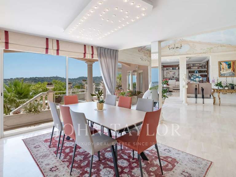 Maison Vallauris - 4 chambres - 427m²