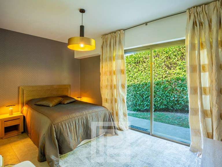 Maison Vallauris - 4 chambres - 350m²