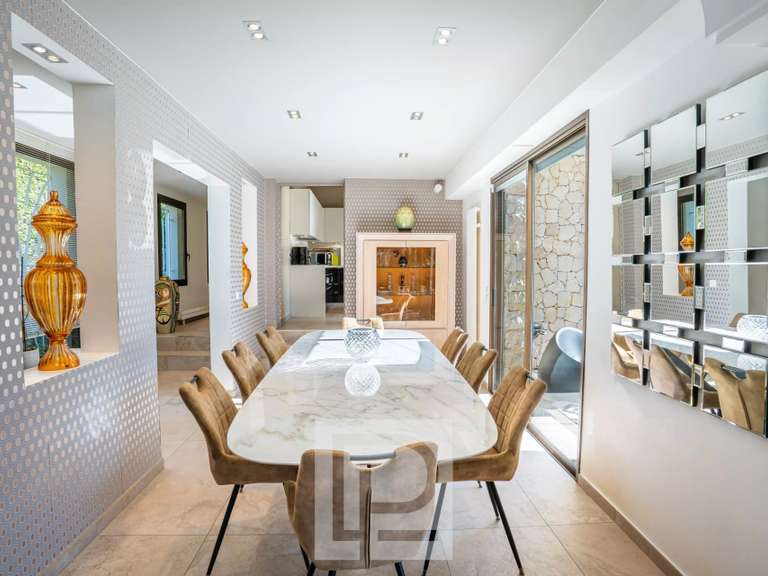 Maison Vallauris - 4 chambres - 350m²