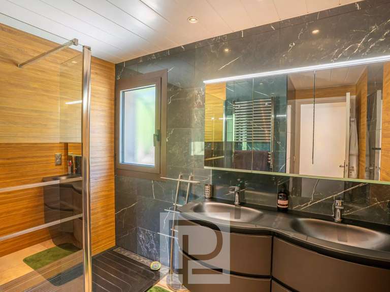 Maison Vallauris - 4 chambres - 350m²