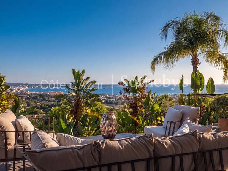 Maison Vallauris - 5 chambres - 633m²