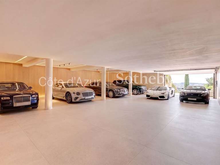 Maison Vallauris - 5 chambres - 633m²
