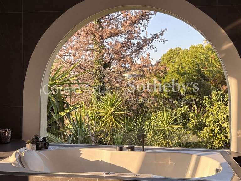 Maison Vallauris - 4 chambres - 262m²