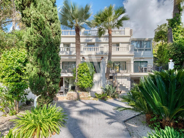 Villa Vallauris - 5 bedrooms - 240m²
